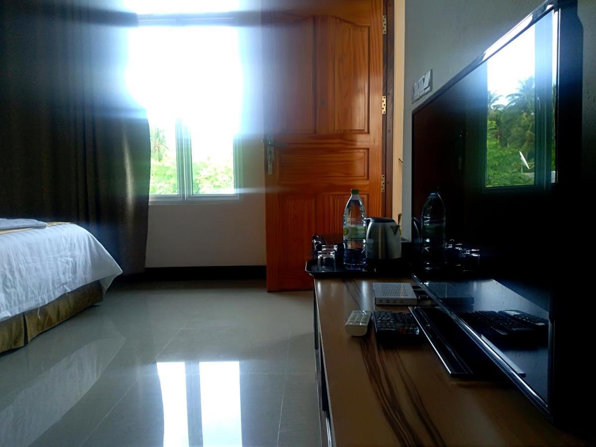 Mirian Sky Hotel Gaafaru Kültér fotó